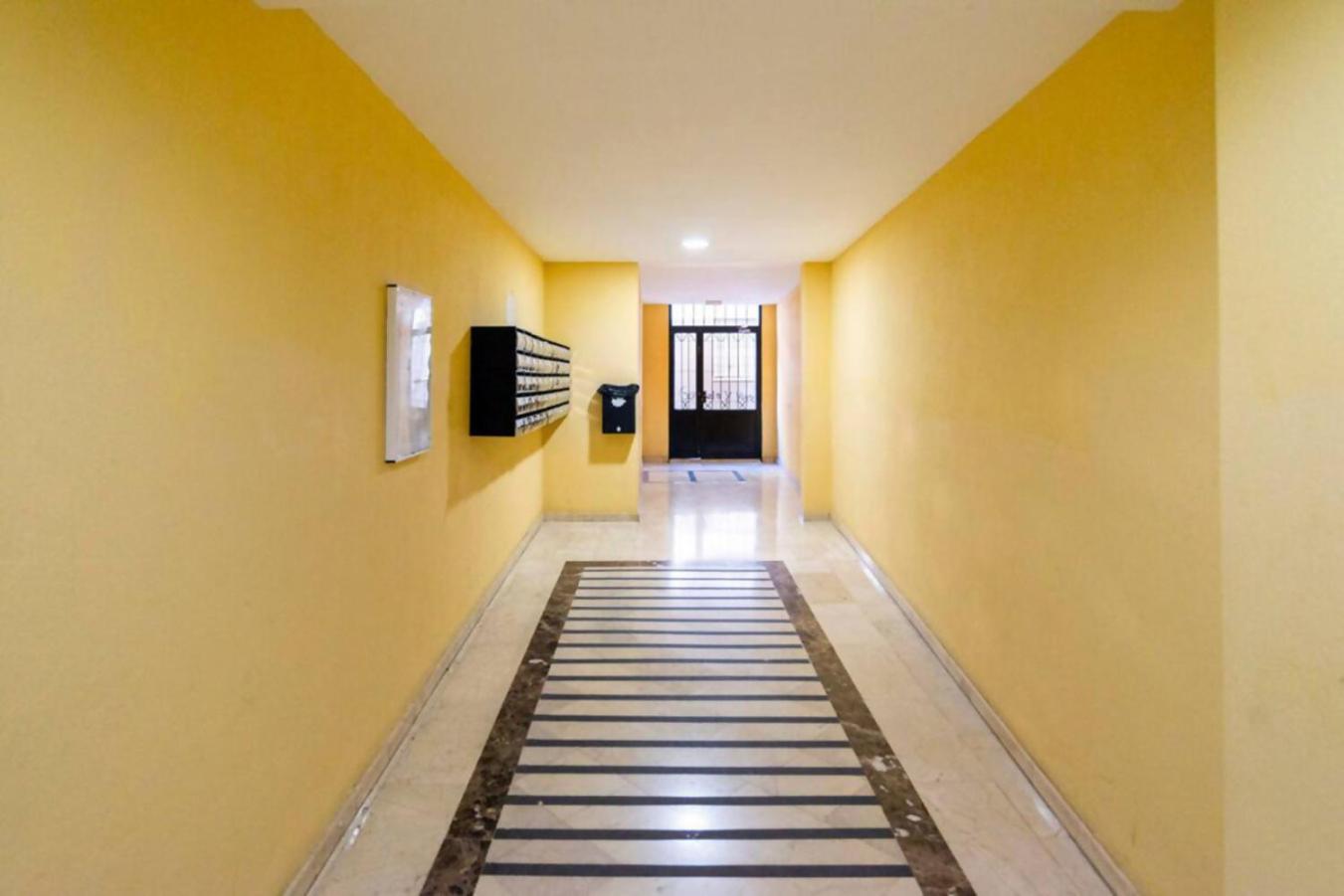 Lebre Malaga Centro Apartamento Luaran gambar